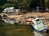 Рядом с таиландским курортом Пхукет затонул паром: 10 погибших, 30 пропали без вести