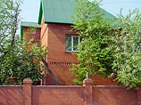 Коттеджи бывших руководителей Аджарии переданы во временное пользование грузинским офицерам Коттеджи бывших руководителей Аджарии переданы во временное пользование грузинским офицерам