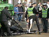 В центре Праги сошедший с рельсов трамвай протаранил остановку с людьми: 2 погибших (ФОТО)