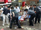Как сообщают китайские СМИ, двухэтажный автобус направлялся из города Шеньчжэнь в провинции Гуандун в провинцию Чжэцзян. Взрыв произошел в четверг около 4:00 по местному времени, когда автобус проезжал по скоростной трассе рядом с городом Шанжао Как сообщают китайские СМИ, двухэтажный автобус направлялся из города Шеньчжэнь в провинции Гуандун в провинцию Чжэцзян. Взрыв произошел в четверг около 4:00 по местному времени, когда автобус проезжал по скоростной трассе рядом с городом Шанжао