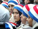 Франция заявляет об успехе кампании против хиджаба