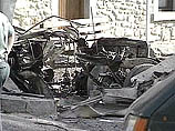 Взрывное устройство было заложено под днище автомобиля, в котором ехали полицейские Взрывное устройство было заложено под днище автомобиля, в котором ехали полицейские