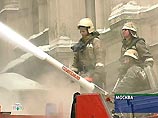 В центре Москвы загорелся жилой дом (ФОТО) В центре Москвы загорелся жилой дом (ФОТО)