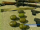 Тайники с оружием и боеприпасами обнаружены в Грозном, на окраине селения Ачхой-Мартан, а также в Шалинском, Урус-Мартановском, Гудермесском, Итум-Калинском и Веденском районах республики