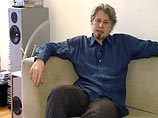 Художник, писатель. Единственный профессиональный прозаик среди авторов Московского концептуального круга. Владимир Сорокин сформировался как литератор в среде художников-концептуалистов, и до сих пор, что бы он ни говорил, он все же остается очень хороши Художник, писатель. Единственный профессиональный прозаик среди авторов Московского концептуального круга. Владимир Сорокин сформировался как литератор в среде художников-концептуалистов, и до сих пор, что бы он ни говорил, он все же остается очень хороши
