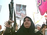 Жители столицы Ирака вышли на улицы города, чтобы осудить авиаудары, которые в пятницу нанесли США и Великобритания Жители столицы Ирака вышли на улицы города, чтобы осудить авиаудары, которые в пятницу нанесли США и Великобритания
