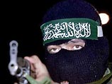 В редакцию американского журнала Time поступила видеопленка, на которой похитители требуют отпустить всех арестованных мусульман и прекратить всяческое сотрудничество "с правительством неверных в Ираке