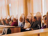 Коллегия присяжных удалилась сегодня около 17:30 для вынесения вердикта по делу бывшего сотрудника службы безопасности НК ЮКОС Алексея Пичугина Коллегия присяжных удалилась сегодня около 17:30 для вынесения вердикта по делу бывшего сотрудника службы безопасности НК ЮКОС Алексея Пичугина