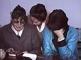 Родственники подводников "Курска" находятся в шоковом состоянии Родственники подводников "Курска" находятся в шоковом состоянии