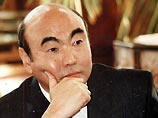 Акаев: слухи о моей отставке - лживы, мое пребывание вне страны - временное явление