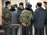 В Ленинградской области военная прокуратура возбудила уголовное дело в отношении офицера, который избил четверых солдат. Военнослужащие обратились в военную прокуратуру с жалобами на избиения