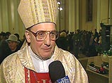 Мессу совершает глава российских католиков архиепископ Тадеуш Кондрусевич