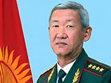 Министр обороны Киргизии Эсен Топоев, вслед за президентом Аскаром Акаевым, который покинул республику после массовых выступлений сторонников оппозиции, прибыл в Москву