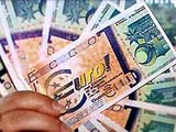 Курс евро по отношению к доллару продолжает укрепляться Курс евро по отношению к доллару продолжает укрепляться