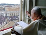 Как заявил Хоакин Наварро-Вальс, Папа ежедневно проводит много часов в кресле, совершает мессу в своей личной капелле в Апостольском дворце и поддерживает рабочие контакты со своими сотрудниками. Однако публичные аудиенции Иоанна Павла II пока по-прежнему