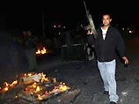 Группа боевиков обстреляла резиденцию председателя Палестинской национальной администрации (ПНА) Махмуда Аббаса в городе Рамаллахе на Западном берегу реки Иордан Группа боевиков обстреляла резиденцию председателя Палестинской национальной администрации (ПНА) Махмуда Аббаса в городе Рамаллахе на Западном берегу реки Иордан