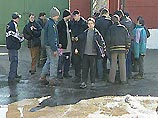 В операции приняли участие более 3100 сотрудников различных подразделений ГУВД Москвы, также в работу оперативных групп входили представители здравоохранения и департамента образования В операции приняли участие более 3100 сотрудников различных подразделений ГУВД Москвы, также в работу оперативных групп входили представители здравоохранения и департамента образования