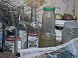 Пьяное застолье продолжалось около суток, когда гость предложил хозяевам заняться групповым сексом Пьяное застолье продолжалось около суток, когда гость предложил хозяевам заняться групповым сексом