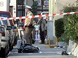 В Германии маньяк с самурайским мечом, который ворвался в церковь, убил женщину, отрубил руку мужчине и серьезно ранил еще двух человек В Германии маньяк с самурайским мечом, который ворвался в церковь, убил женщину, отрубил руку мужчине и серьезно ранил еще двух человек
