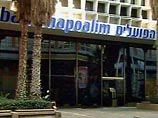 Владимир Гусинский, проживающий в США, прилетел в Израиль и по собственной инициативе явился в отдел по расследованию международных преступлений для дачи показаний по делу банка Hapoalim