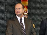 Его главный соперник Александр Тукманов вышел из гонки, обвинив Кремль в том, что он организовал кампанию поддержки Мутко, чтобы взять под свой контроль самый популярный в России вид спорта Его главный соперник Александр Тукманов вышел из гонки, обвинив Кремль в том, что он организовал кампанию поддержки Мутко, чтобы взять под свой контроль самый популярный в России вид спорта