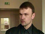 На скамье подсудимых оказались 35 человек, в том числе член правления Объединенного конгресса русских общин Латвии Сергей Петров На скамье подсудимых оказались 35 человек, в том числе член правления Объединенного конгресса русских общин Латвии Сергей Петров