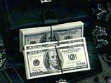 Как сообщила пресс-служба Госдепартамента США, в обвинительных документах говорится, что Крайст брал деньги за каждую выданную визу в размере от 3 до 14 тысяч долларов