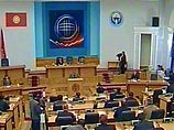 Парламент Киргизии в среду не будет обсуждать решение об отставке президента Аскара Акаева