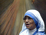 "Мы не только не прекращаем молиться о нем, мы молимся ему самому", - заявила настоятельница Ордена сестра Нирмала Джоши