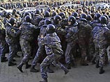 Белорусская оппозиция собирается свергнуть Лукашенко под голубыми знаменами в марте 2006-го