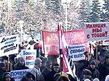 В Башкирии всю зиму идут массовые митинги и манифестации. Демонстранты требовали отставки президента Муртазы Рахимова, проведения прямых выборов глав местного самоуправления, расследования и наказания виновных в милицейском произволе в Благовещенске