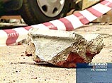Никакого взрывного устройства, а тем более взрыва не было. Отвалился большой кусок штукатурки и попал на стоящую внизу машину. Жители дома испугались и приняли звук падающий штукатурки за взрыв малой мощности Никакого взрывного устройства, а тем более взрыва не было. Отвалился большой кусок штукатурки и попал на стоящую внизу машину. Жители дома испугались и приняли звук падающий штукатурки за взрыв малой мощности