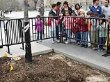 Служба охраны президента США взяла под охрану утку у Белого дома Служба охраны президента США взяла под охрану утку у Белого дома