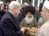 Отец всех туркмен приказал читать только "отечественное" Отец всех туркмен приказал читать только "отечественное"