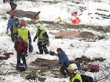 От пяти до десяти человек погибли в Швейцарских Альпах близ перевала Сен-Бернар в результате падения пассажирского автобуса в 250-метровое ущелье От пяти до десяти человек погибли в Швейцарских Альпах близ перевала Сен-Бернар в результате падения пассажирского автобуса в 250-метровое ущелье