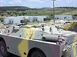Кроме того, Россия также предложила снабдить палестинцев 50 бронемашинами БРДМ-2, списанными из российской армии Кроме того, Россия также предложила снабдить палестинцев 50 бронемашинами БРДМ-2, списанными из российской армии