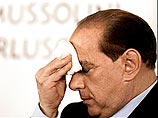 Его обвинили во взяточничестве, вспомнили истории с покупкой издательства Mondadori и отменой госмонопопии на телевещание, после которой одна из компаний Берлускони перечислила на счет тогдашнего главы правительства Италии Беттино Кракси около 10 млн долл