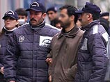 Турецкая полиция арестовала 6 чеченцев в турецкой столице Стамбула во вторник по обвинению в том, что они собирали информацию по проекту производства бомбы