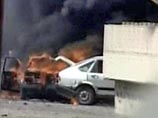 Как сообщает ИТАР-ТАСС, заминированный автомобиль был взорван накануне вечером рядом со штаб-квартирой партии, возглавляемой Алауи, в тот момент, когда мимо проезжал его кортеж Как сообщает ИТАР-ТАСС, заминированный автомобиль был взорван накануне вечером рядом со штаб-квартирой партии, возглавляемой Алауи, в тот момент, когда мимо проезжал его кортеж