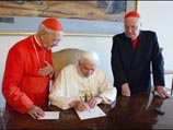 Новый Папа подтвердил полномочия всего руководства Римской курии, работавшего при Иоанне Павле II