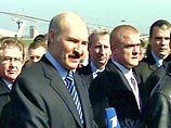 Высший Госсовет Союзного государства России и Белоруссии обсудил сегодня ряд интеграционных вопросов, прежде всего проблемы валютной интеграции, взаимодействие в топливной энергетике, обеспечение равных прав граждан двух стран
