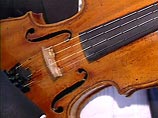 Антонио Страдивари создал эту скрипку в 1699 году, когда ему было 55 лет. Великий итальянский мастер как раз подходил к "золотому периоду" своего творчества