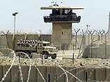 С бывшего командующего войсками США в Ираке генерал-лейтенанта Рикардо Санчеса сняты обвинения в связи с издевательствами над заключенными в иракской тюрьме "Абу-Грейб".