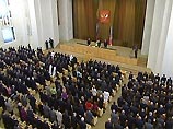 Ровно в 12:00 президент России Владимир Путин вошел в Мраморный зал Кремля, где он оглашает свое послание к Федеральному собранию. Спискер Совета Федерации Сергей Миронов, как и велит протокол, попросил президента начать выступление Ровно в 12:00 президент России Владимир Путин вошел в Мраморный зал Кремля, где он оглашает свое послание к Федеральному собранию. Спискер Совета Федерации Сергей Миронов, как и велит протокол, попросил президента начать выступление