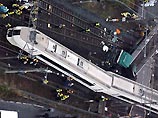 На севере Японии в префектуре Ибараки пассажирский поезд столкнулся с грузовиком. Водитель грузовика получил легкие ранения