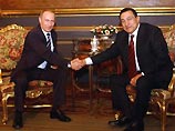 В ходе первой встречи состоялась краткая беседа двух лидеров, а затем президент Египта дал ужин в честь высокого российского гостя В ходе первой встречи состоялась краткая беседа двух лидеров, а затем президент Египта дал ужин в честь высокого российского гостя