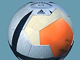 Для финала Лиги чемпионов изготовлен специальный мяч