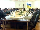 Новые власти на Украине полностью меняют госуправленцев: уволены 18 тысяч чиновников Новые власти на Украине полностью меняют госуправленцев: уволены 18 тысяч чиновников