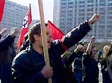 В Петербурге нацболы организовали альтернативный первомайский митинг
В Петербурге нацболы организовали альтернативный первомайский митинг