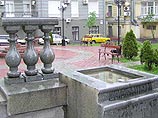 В Киеве средь бела дня исчез памятник Шолом-Алейхему